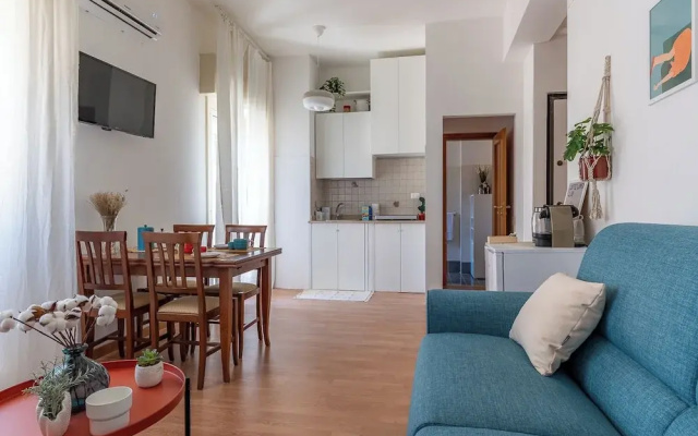 Ierone Apartment with Balcony by Wonderful Italy