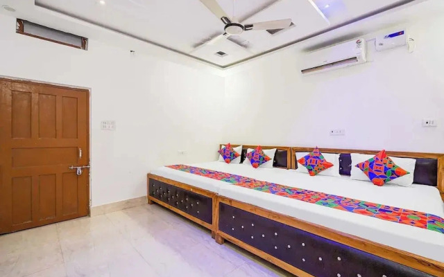Fabhotel Ramendra Palace