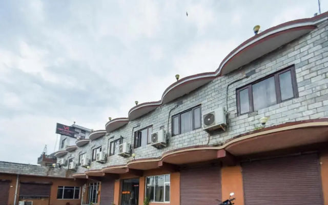 Vibes Hotel by OYO Rooms