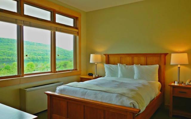 Nature Inn At Bald Eagle