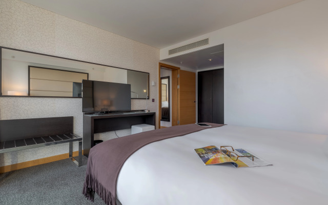 Отель Pestana Chelsea Bridge Hotel & Spa