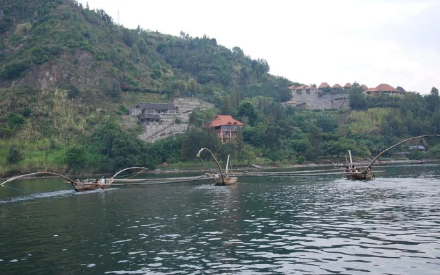 Hakuna Matata Lodge