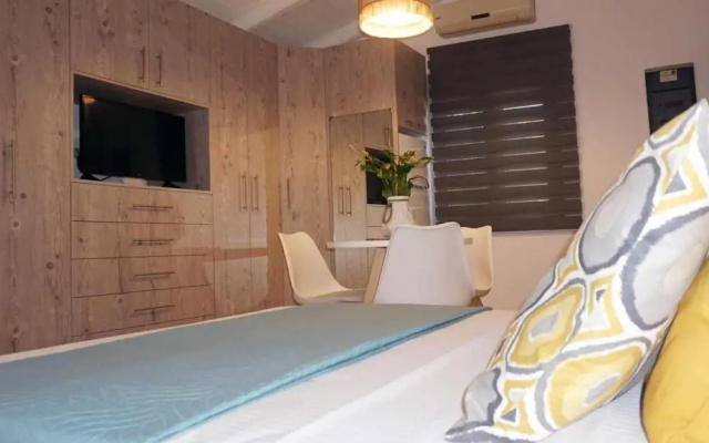 Studio Eleni - Oasis holiday houses
