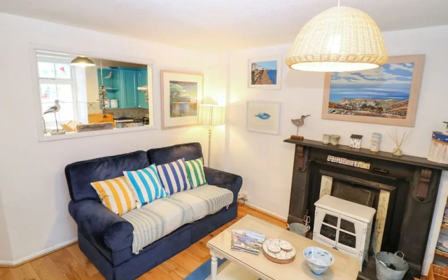 2 The Cottages