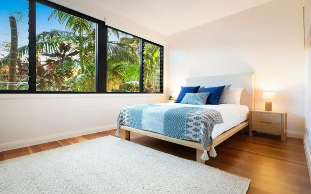 Byron Beach Flats