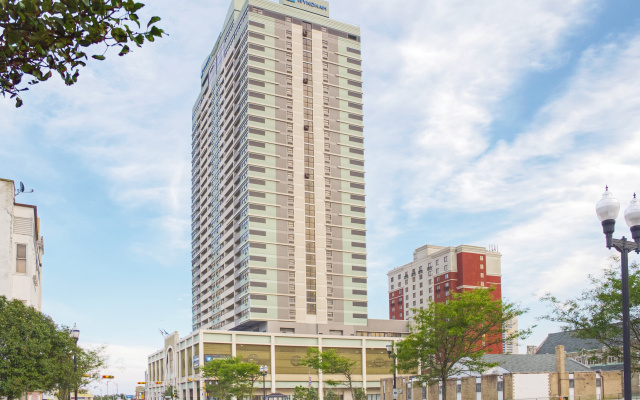 Wyndham Skyline Tower