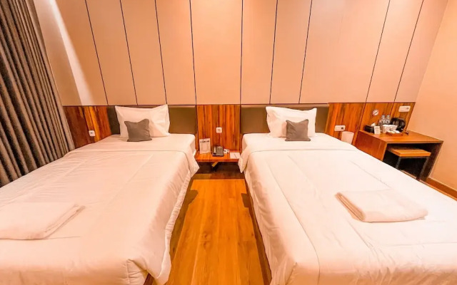 M-LIVIN Dorm Hotel