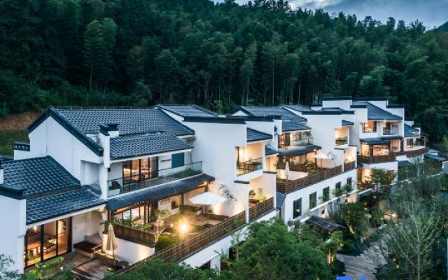 Nomadland Villa Resort