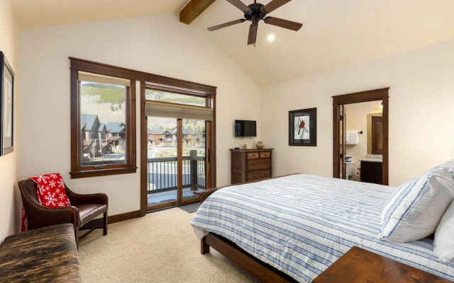 47 River Run Townhomes 3 Bedroom Townhouse by RedAwning