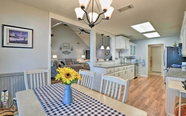 Lakefront Granbury Getaway: Boat, Swim & Fish