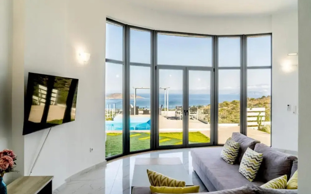Joy of the Sea Villa