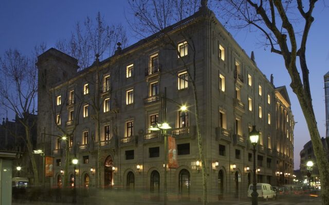Hotel 1898 Барселона вид на фасад