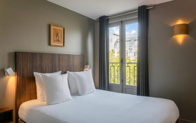 Hôtel Helzear Champs Elysées