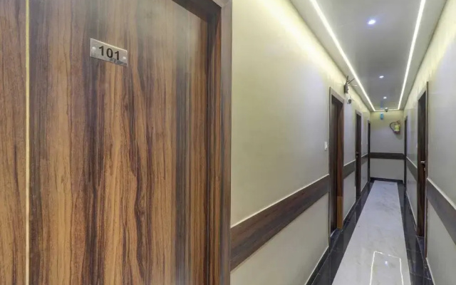 Hotel New Blue Sapphire Residency