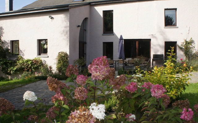 Gorgeous Holiday Home in Neufchâteau Ardennes With Sauna