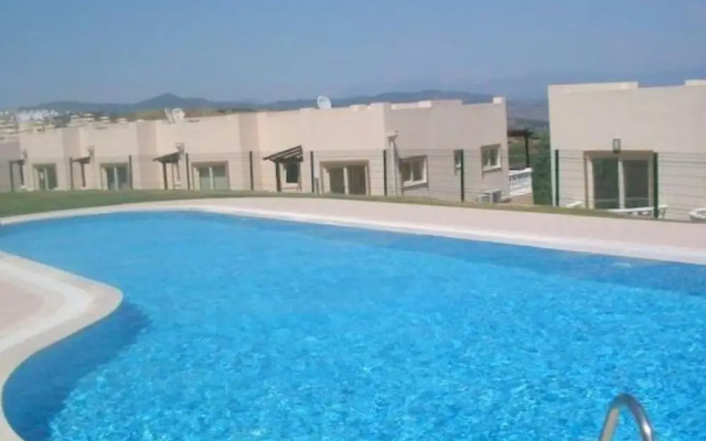 2 Bedrooms Apartment Lake View 6 by Likya Global