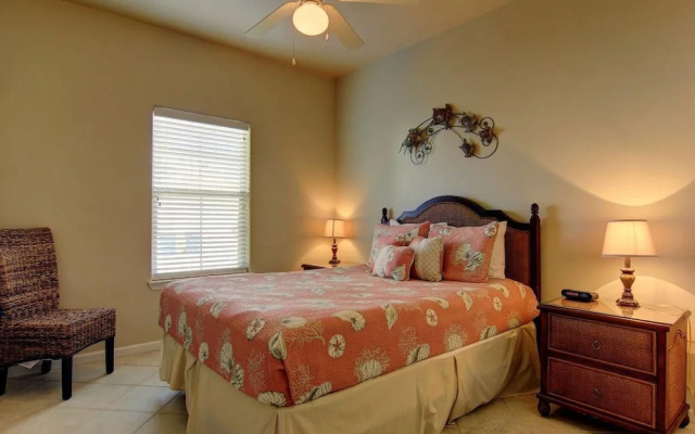 Lazy Pelican - Two Bedroom Townhome