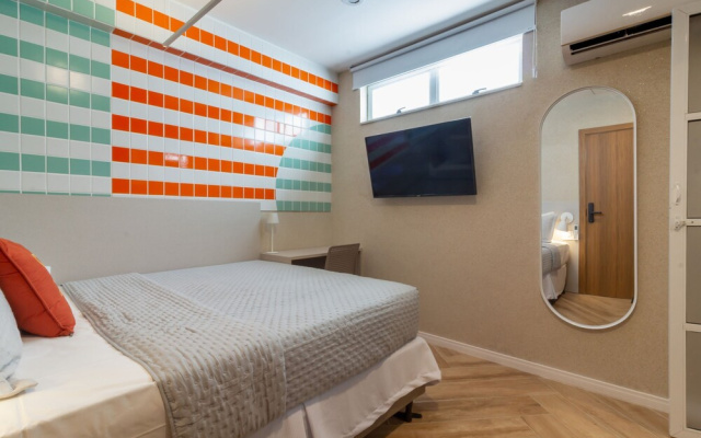 Refuge a few Steps From Copacabana Beach Q10 PCD