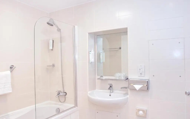 PREMIER SUITES Newcastle