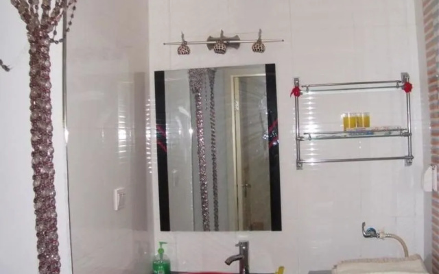 Xi'an Happy Living Family Apartment Hotel