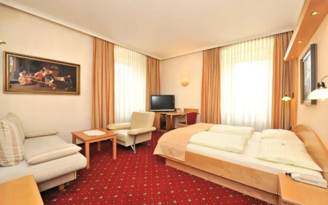 Hotel Goldener Brunnen