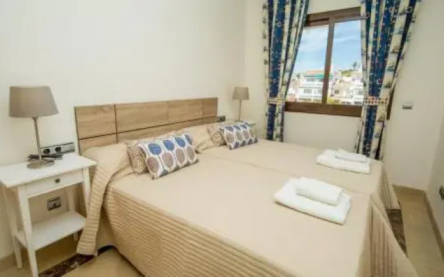Marina Del Castillo 126