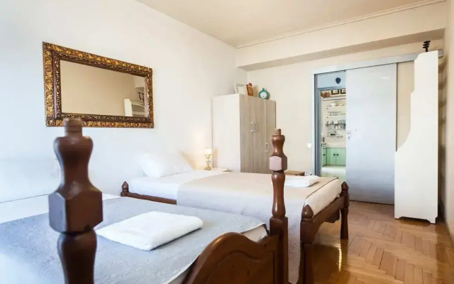 Gorgeous 2 bedrooms apt at Exarcheia