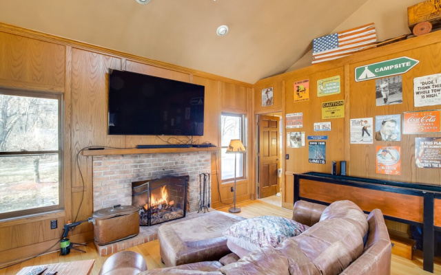 Spacious & Secluded Madison Home Near Dtwn!