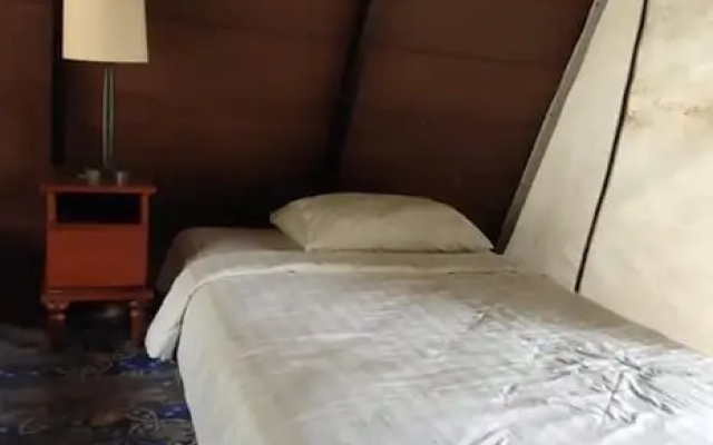 Seribu Batu Songgo Langit Resort & Camp