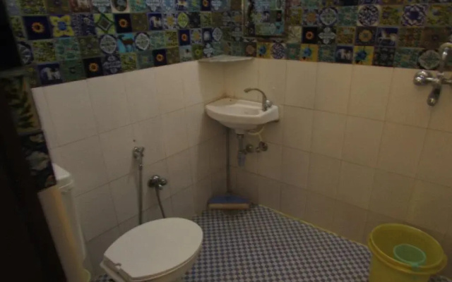 Vinayak Guest House