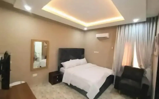 Exclusive Hotel and Suites by K