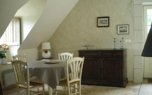 Gîte Cravant-les-Côteaux, 3 pièces, 4 personnes - FR-1-381-60