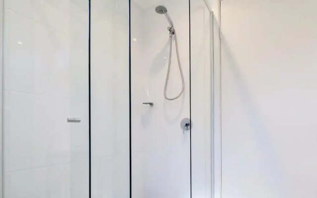 Carindale, Unit 16/19-23 Dowling Street