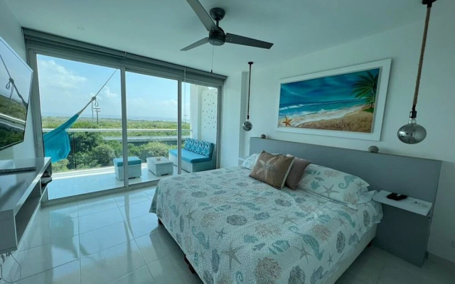 1m3-4 Beachfront Apartment With Air Conditioning And Wifi