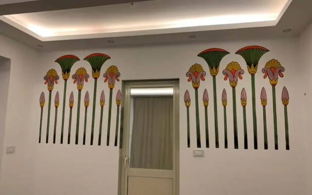 King Tut hostel