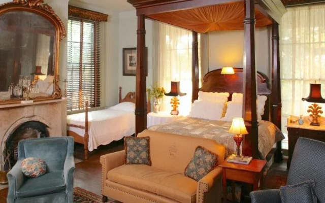 The Elms Bed and Breakfast