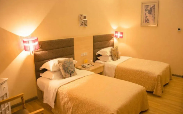 Royal Garden Hotel Jimo