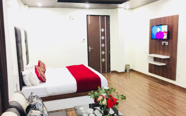 Hotel Dalhousie Grand