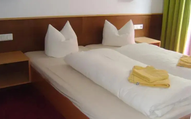 almandin apartments