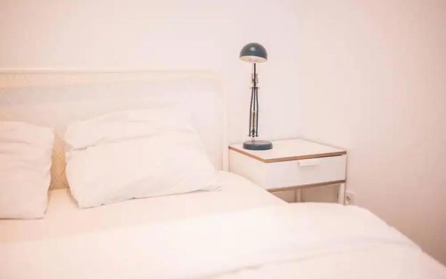 Alphabet 2 BR Serviced Apartments -lh-