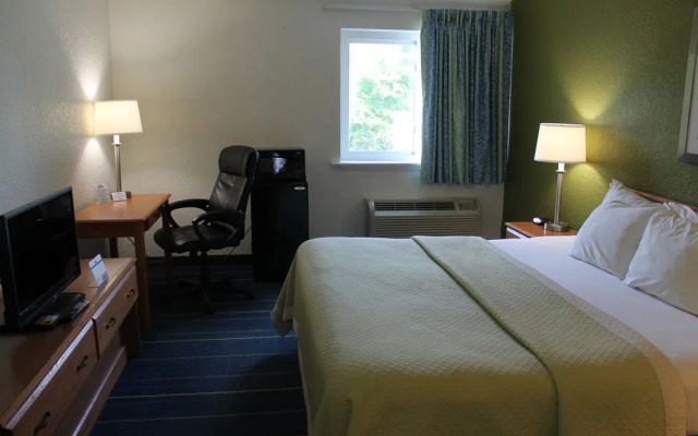 Days Inn & Suites Bridgeport - Clarksburg