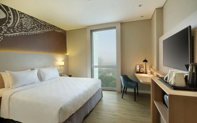 Mercure Solo