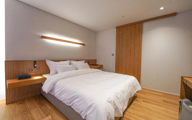 Hotel Ground27