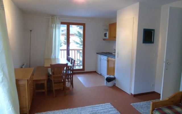 Lou Services Apartment C3 LSI 001
