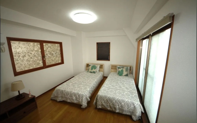 Kitashinjuku House