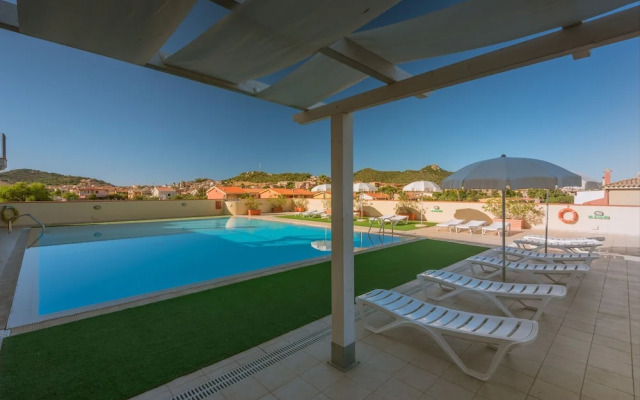 Stylish Residence Le Fontane 1 Bedroom Sleeps 4