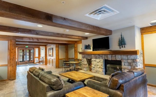 Dakota Lodge