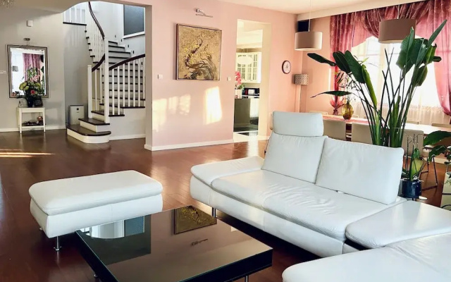 Luxury Villa - JessApart Walendia