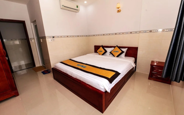 Hotel Huong Dao