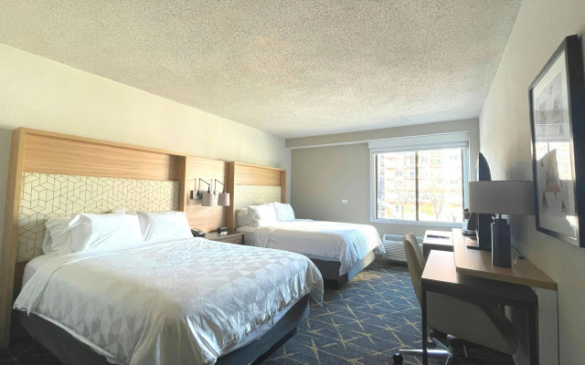 Holiday Inn & Suites Chicago - Downtown by IHG